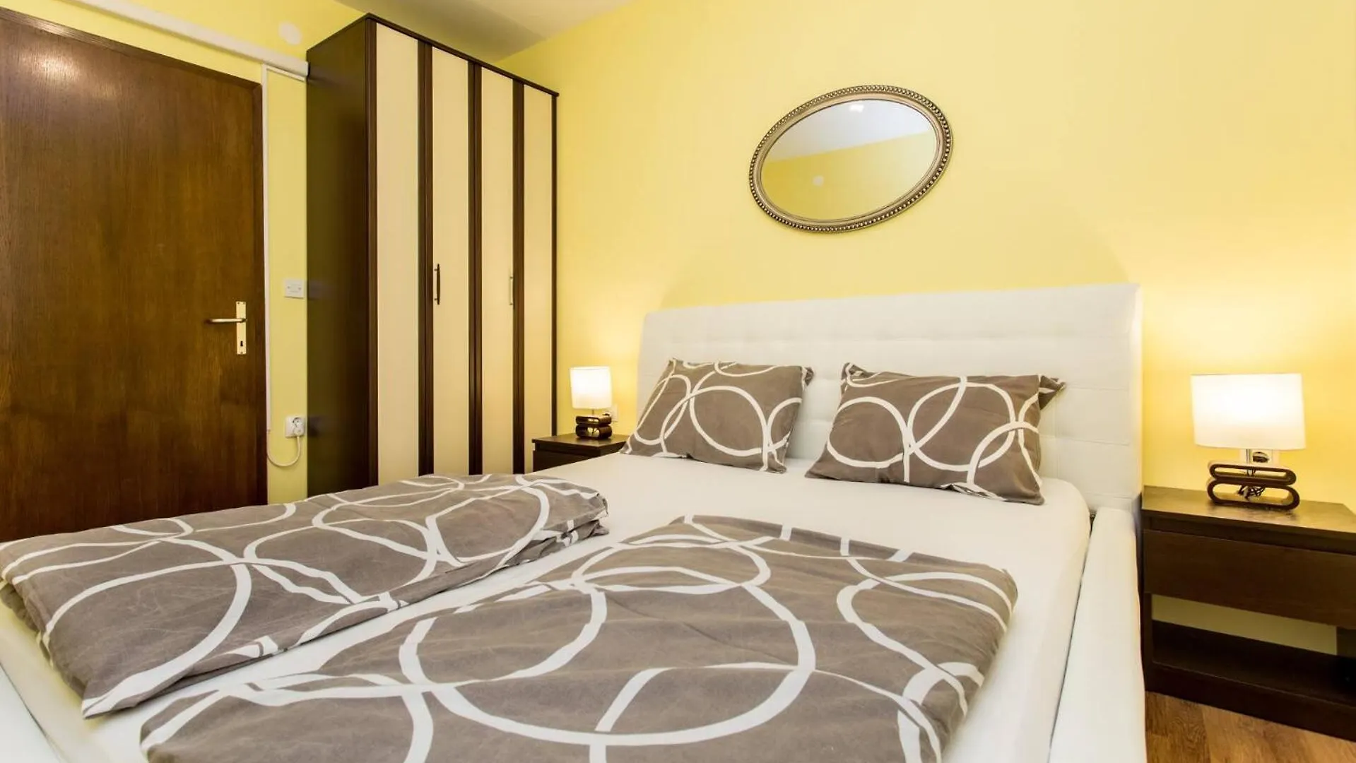 *** Guest house Apartments Zeljko B Silo  Croatia